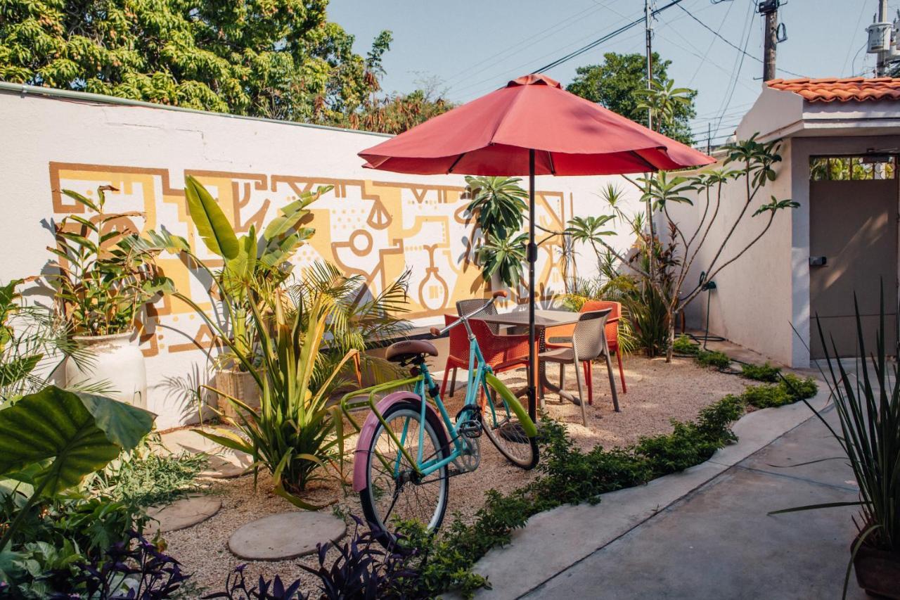 Casa Encuentro De Joaquin Garcia Hostel Merida Bagian luar foto