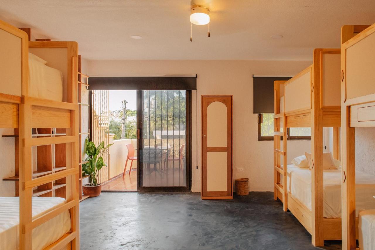Casa Encuentro De Joaquin Garcia Hostel Merida Bagian luar foto